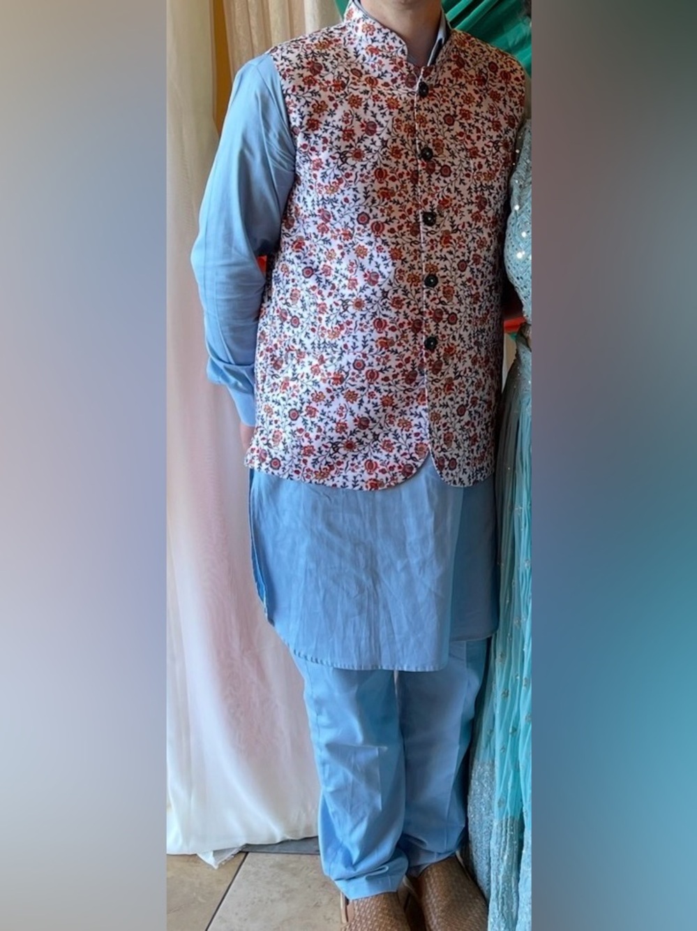 Like New! Light Blue Kurta Pajama 3-Piece Set Accent Floral Vest Size 42 #660